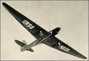 L'ANT-25, qui permit à Valery Chkalov de relier Moscou à Vancouver par un vol transpolaire.