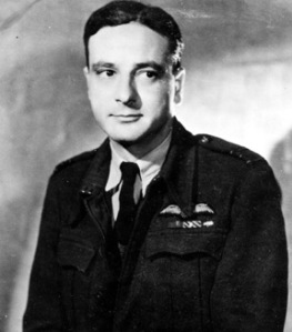 Max Guedj, qui fut l'un des plus grands aviateurs des forces françaises libres. 